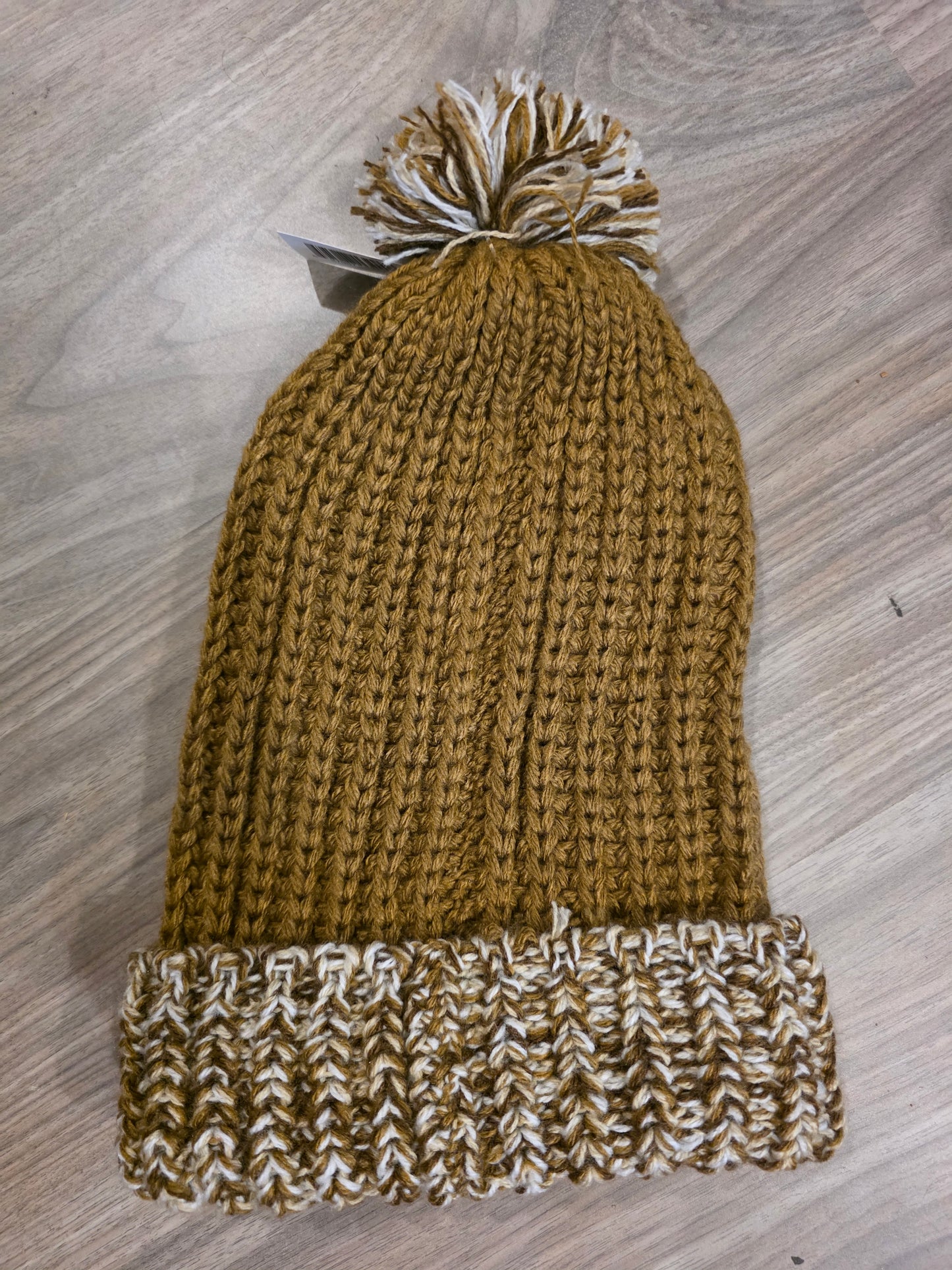 Tuques à pompons
